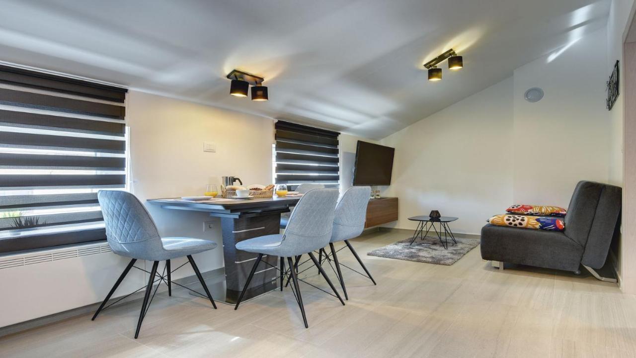 Exclusive Pula City Apartments エクステリア 写真