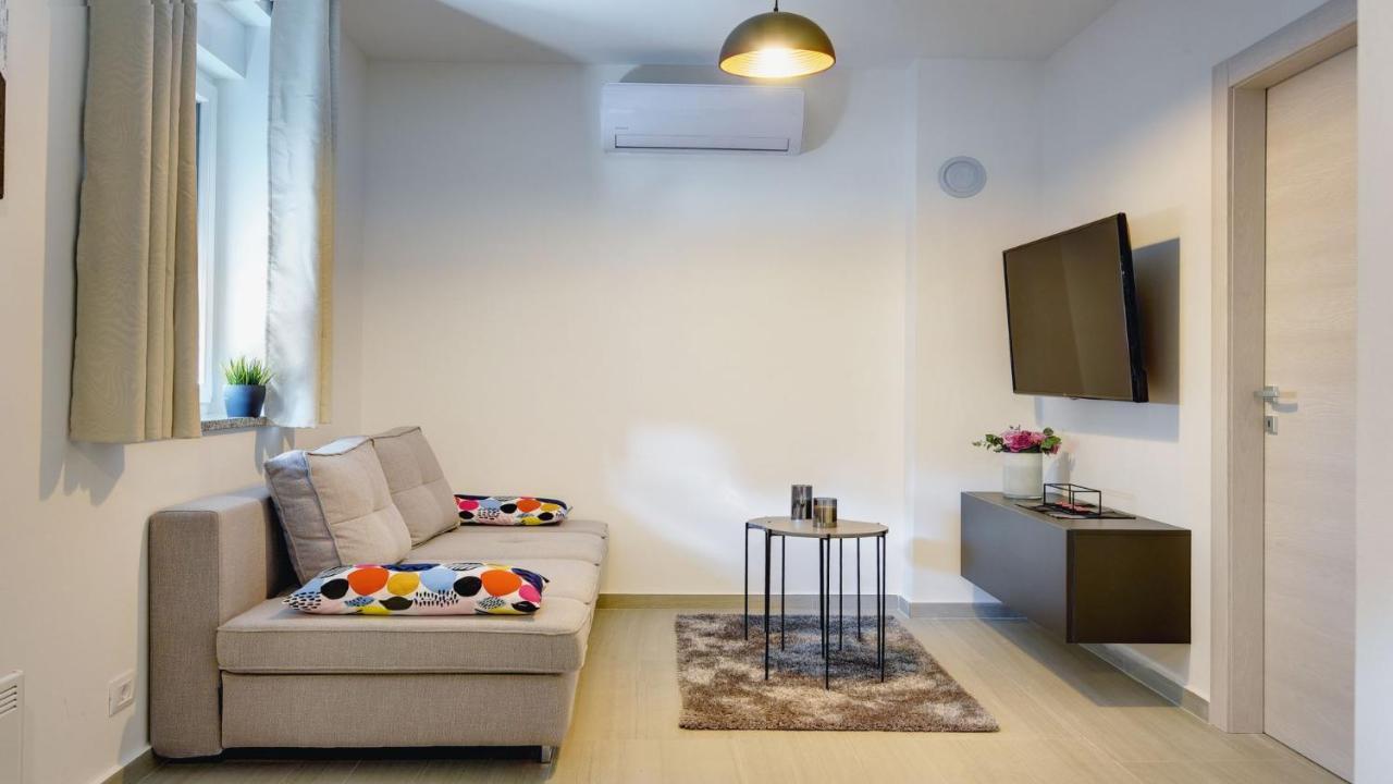 Exclusive Pula City Apartments エクステリア 写真