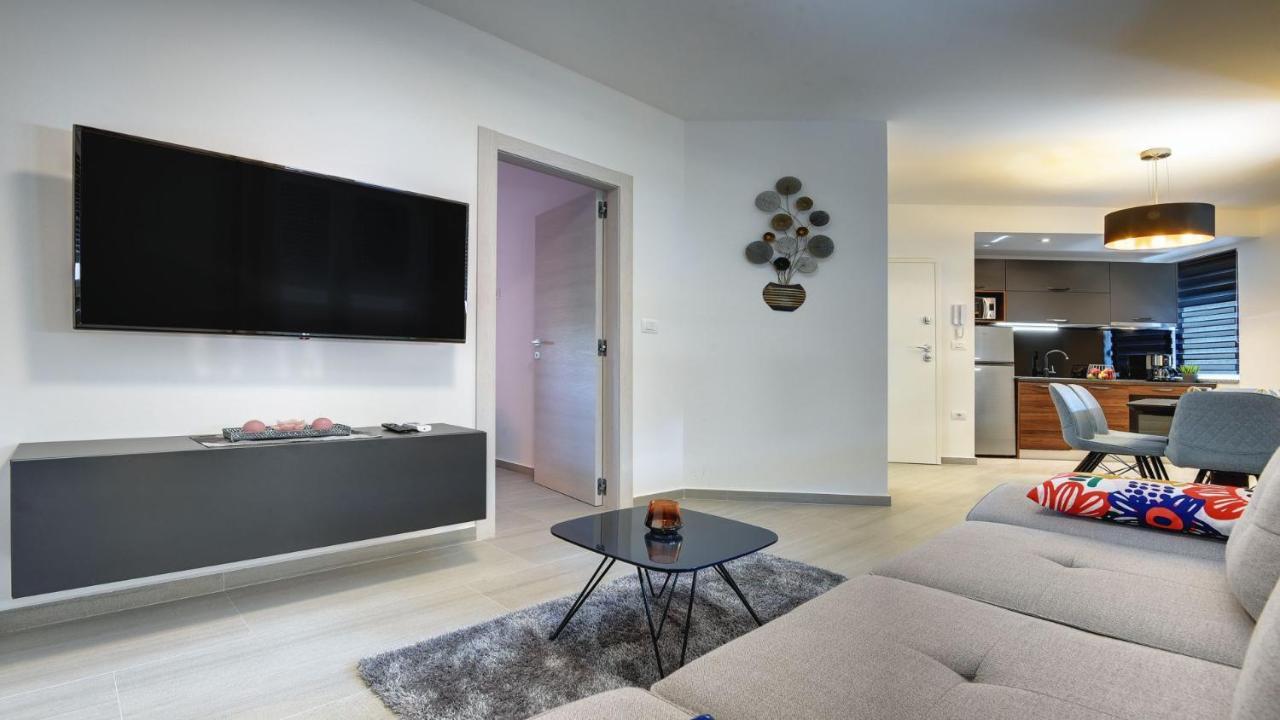 Exclusive Pula City Apartments エクステリア 写真