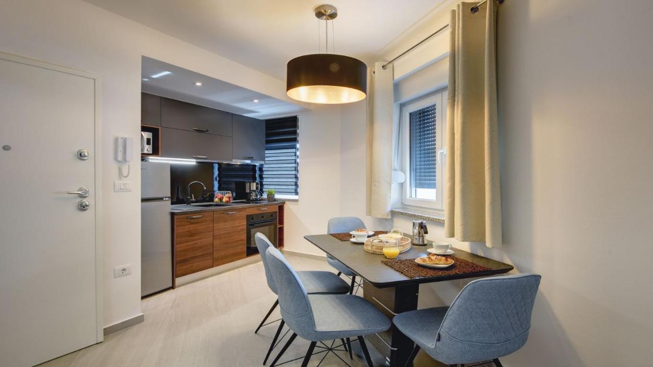 Exclusive Pula City Apartments エクステリア 写真