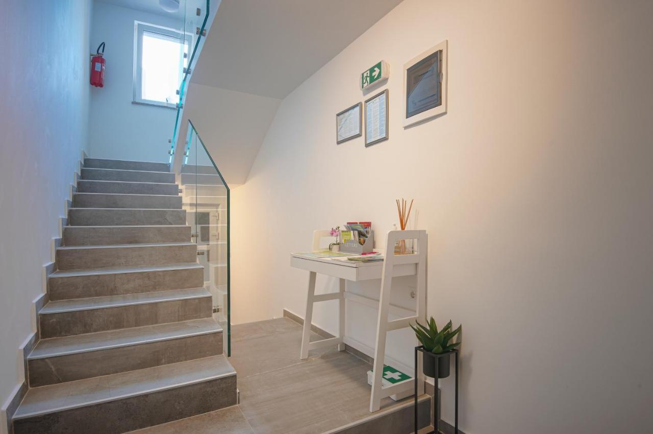 Exclusive Pula City Apartments エクステリア 写真